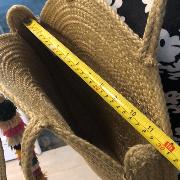 Jute blend round shoulder bag with multi-color tassel detail - Picture 9 of 12